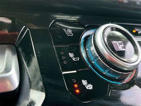 Used 2023 GMC Sierra 1500 Denali image 20