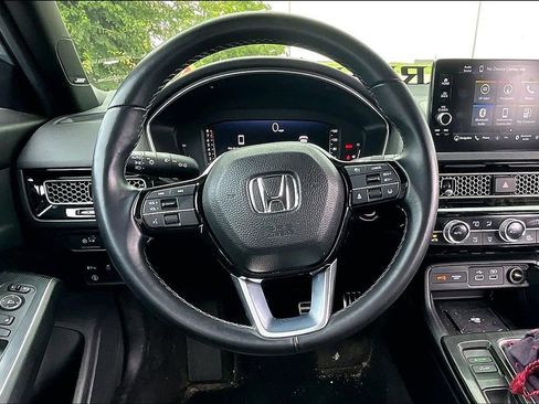 Used 2024 Honda Civic Sport Touring image 6