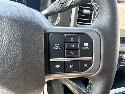 Certified 2025 Ford F350 Lariat w/ Lariat Ultimate Package AWD/4WD image 24