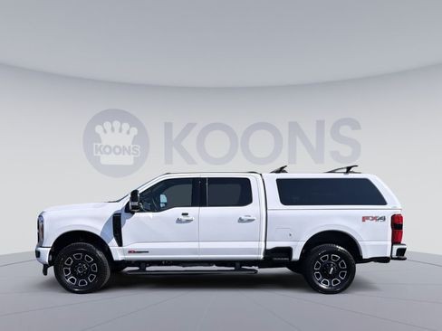 Used 2025 Ford F350 Platinum w/ FX4 Off-Road Package AWD/4WD image 2