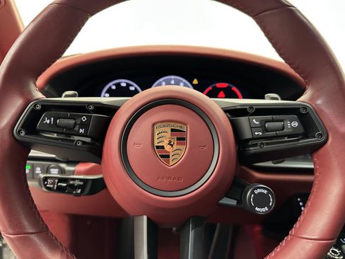 Certified 2025 Porsche 911 Carrera RWD image 28