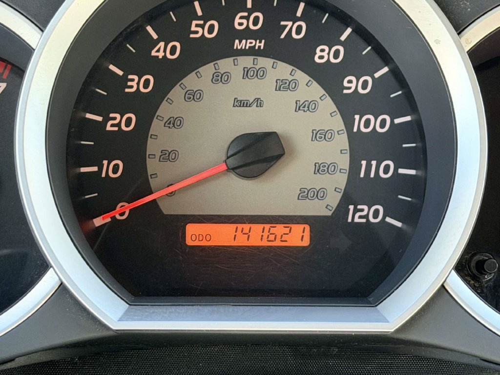 Used 2010 Toyota Tacoma 4x4 Double Cab w/ TRD Sport Pkg image 10