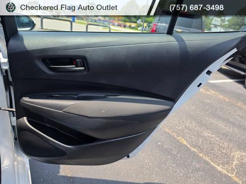 Used 2024 Toyota Corolla LE FWD image 48