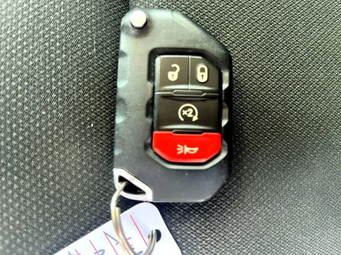 Used 2021 Jeep Wrangler Unlimited Sport AWD/4WD image 27