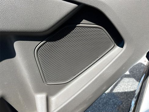 Used 2024 Ford Transit 350 XLT image 19