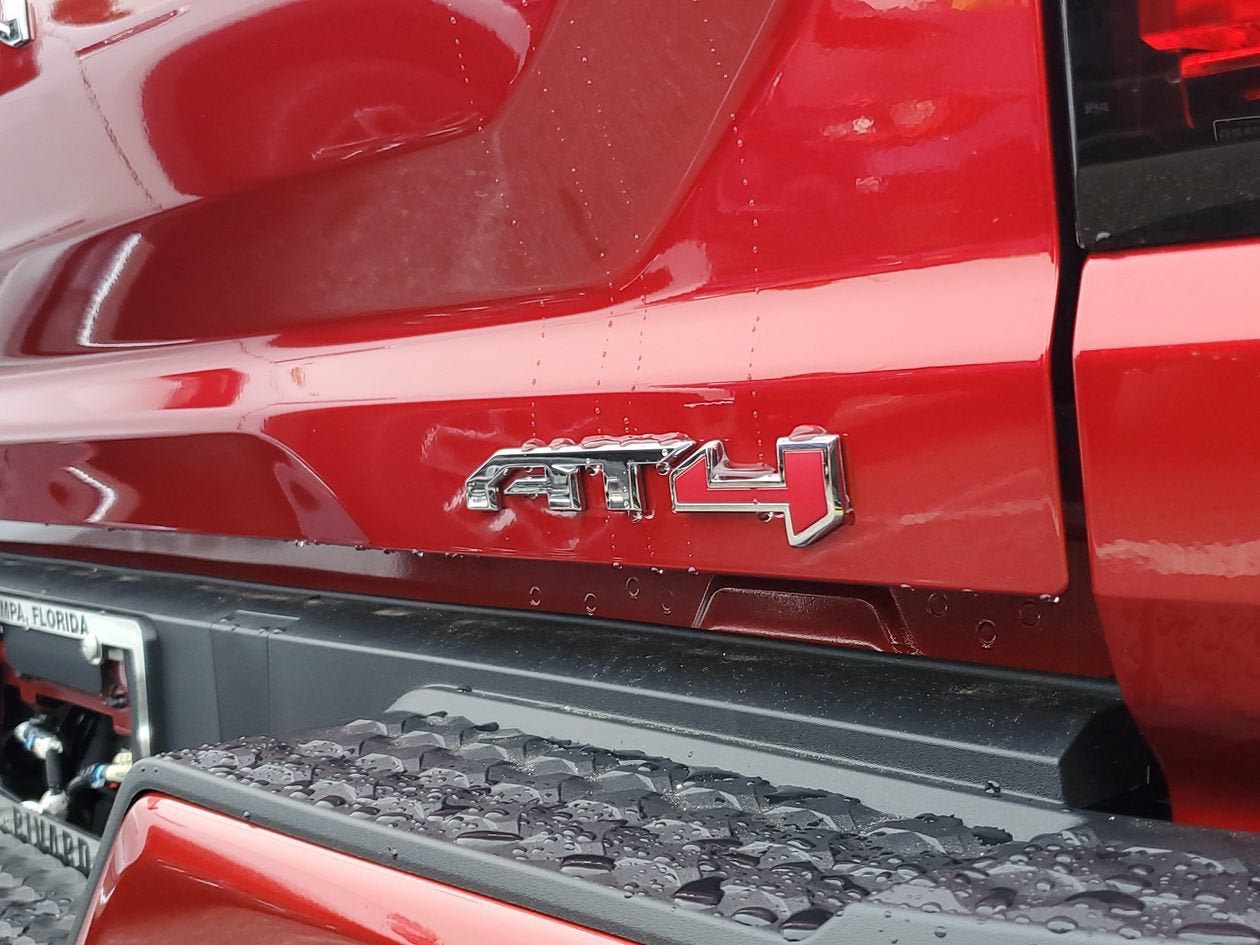 New 2026 GMC Canyon AT4 AWD/4WD image 8