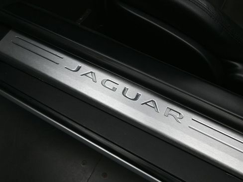 Used 2016 Jaguar F-TYPE Convertible RWD image 14