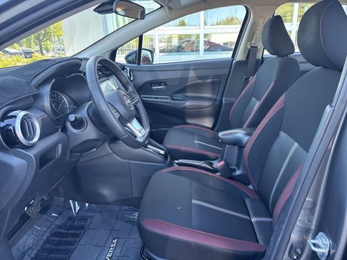 Used 2025 Nissan Versa SR w/ Trunk Package FWD image 8