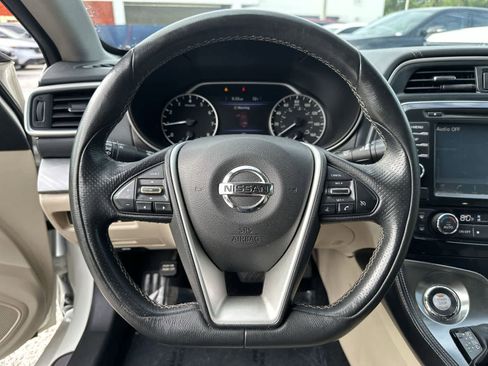 Used 2018 Nissan Maxima 3.5 SV FWD image 16