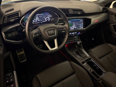 Used 2020 Audi Q3 2.0T Prestige AWD/4WD image 4