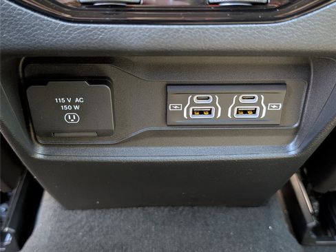 New 2025 Jeep Grand Cherokee Laredo X w/ Luxury Tech Group I image 11