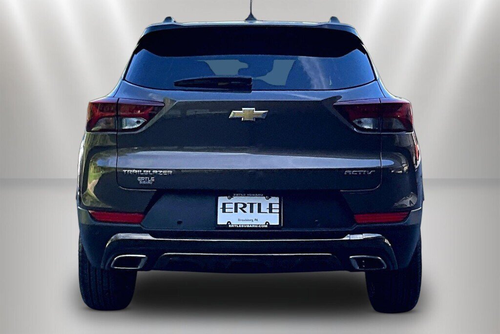 Used 2022 Chevrolet TrailBlazer ACTIV w/ Sun and Liftgate Package FWD image 6