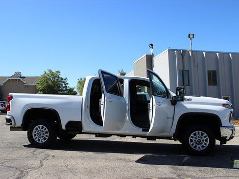 Used 2024 Chevrolet Silverado 2500 LT w/ Convenience Package AWD/4WD image 20