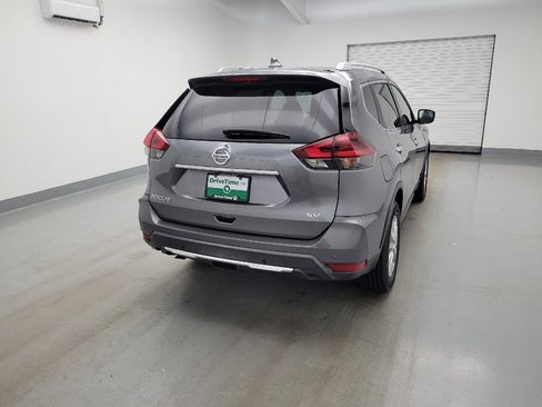 Used 2019 Nissan Rogue SV FWD image 7