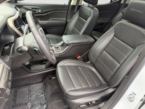 Used 2022 GMC Acadia Denali w/ Denali Ultimate Package AWD/4WD image 6