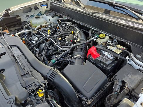 Used 2022 Ford Maverick XL w/ Equipment Group 100A Standard AWD/4WD image 9