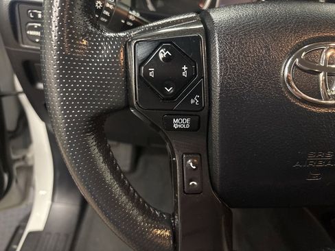 Used 2024 Toyota 4Runner TRD Off-Road Premium image 16