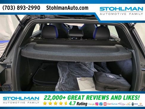 Used 2023 Volkswagen Golf R image 37