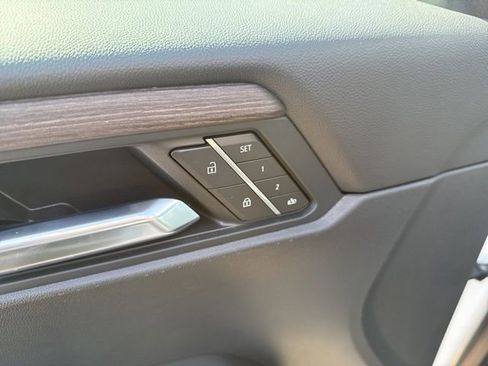 New 2026 GMC Acadia Denali w/ Super Cruise Package image 11