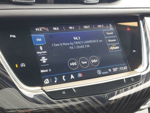 Used 2023 Cadillac XT6 Premium Luxury image 17