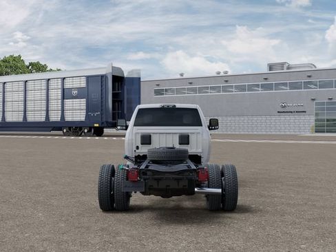 New 2026 RAM 4500 Tradesman w/ Chrome Appearance Group RWD image 7