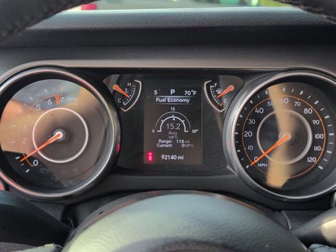 Used 2018 Jeep Wrangler Unlimited Sport S image 23