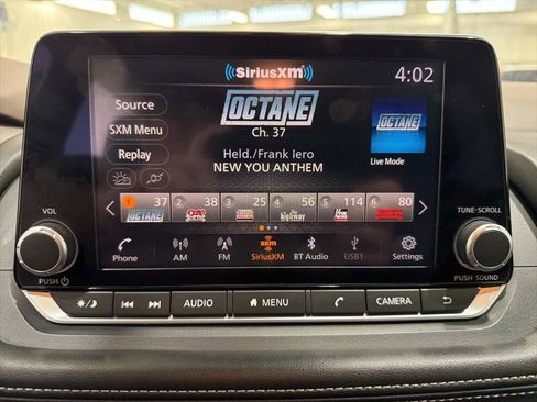 Used 2023 Nissan Rogue SV FWD image 18