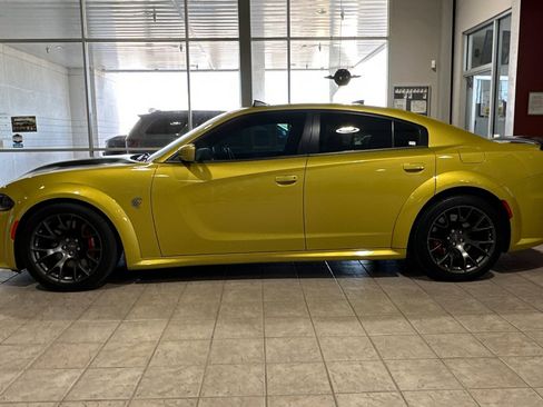 Used 2021 Dodge Charger SRT Hellcat w/ Harman/Kardon Audio Group image 3