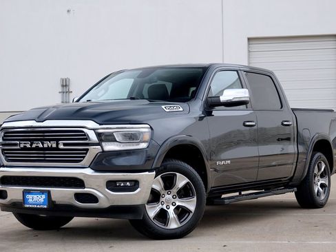 Used 2019 RAM 1500 Laramie image 2