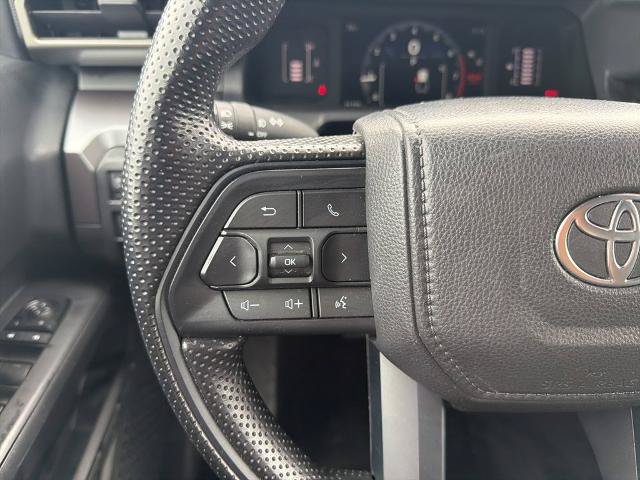 Used 2025 Toyota Tacoma SR5 AWD/4WD image 27