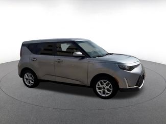Used 2025 Kia Soul LX w/ LX Technology Package FWD video 2