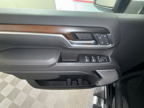 New 2026 GMC Sierra 2500 Denali w/ Denali Reserve Package AWD/4WD image 15
