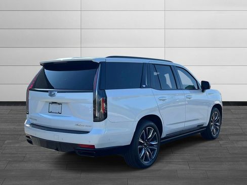 Used 2021 Cadillac Escalade Sport Platinum w/ Heavy-Duty Trailer Package AWD/4WD image 5
