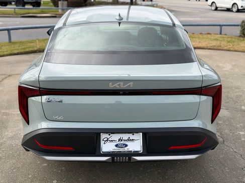 Used 2025 Kia K4 image 26