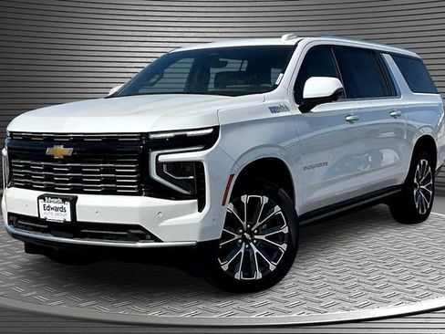 New 2025 Chevrolet Suburban High Country AWD/4WD image 1