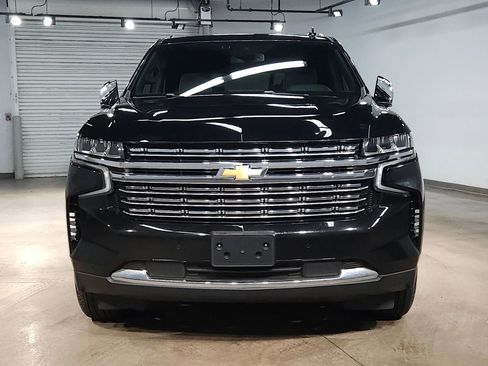 Used 2024 Chevrolet Tahoe Premier image 2
