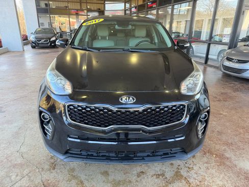 Used 2017 Kia Sportage EX w/ EX Premium Package image 2