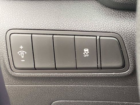 Used 2018 Hyundai Tucson SE AWD/4WD image 19