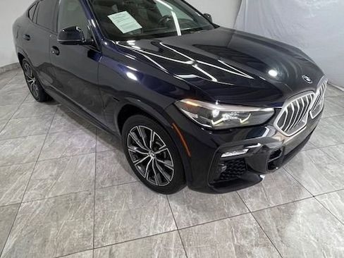 Used 2020 BMW X6 xDrive40i w/ M Sport Package image 13