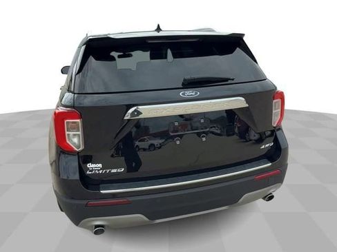 Used 2023 Ford Explorer Limited image 7