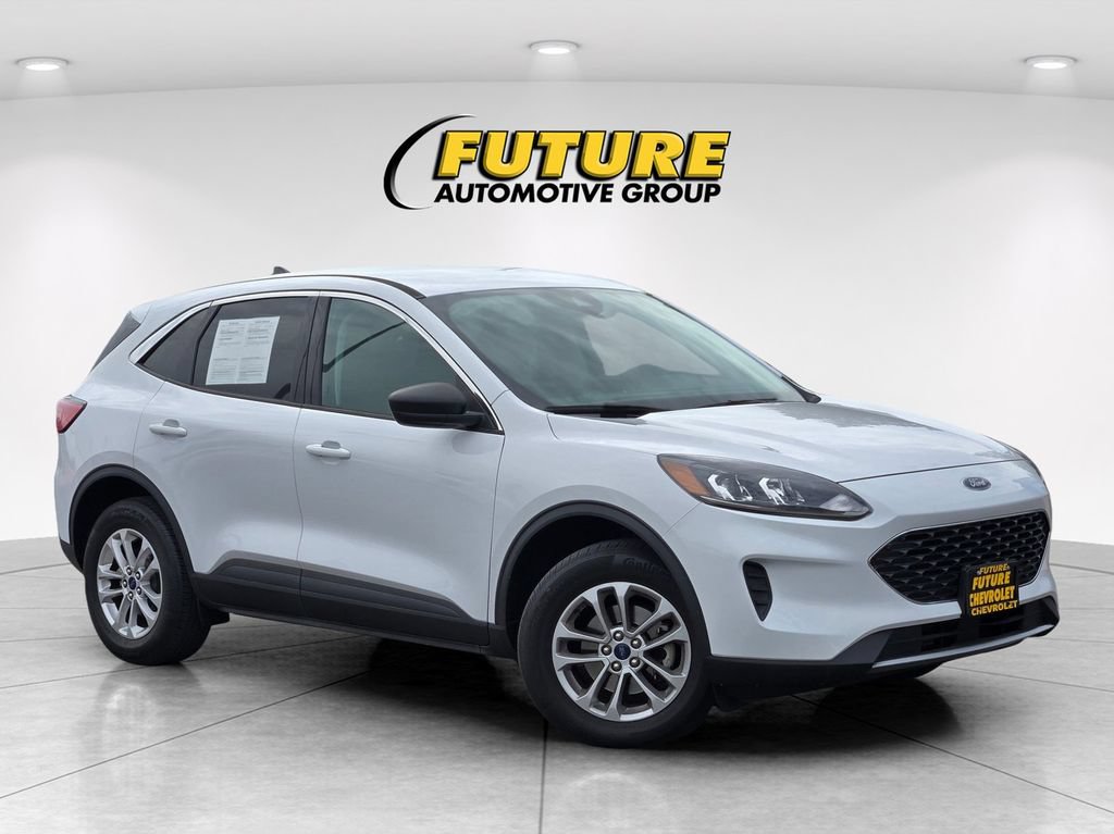 Used 2022 Ford Escape SE AWD/4WD image 1