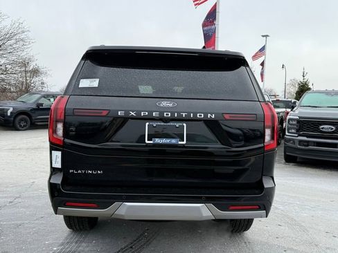 New 2026 Ford Expedition Platinum w/ Driver's Package image 6