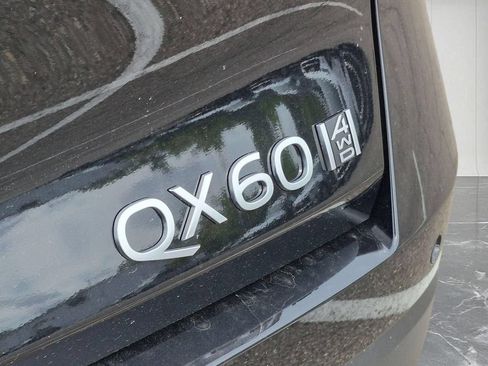 New 2027 INFINITI QX60 Luxe w/ Family Package AWD/4WD image 10