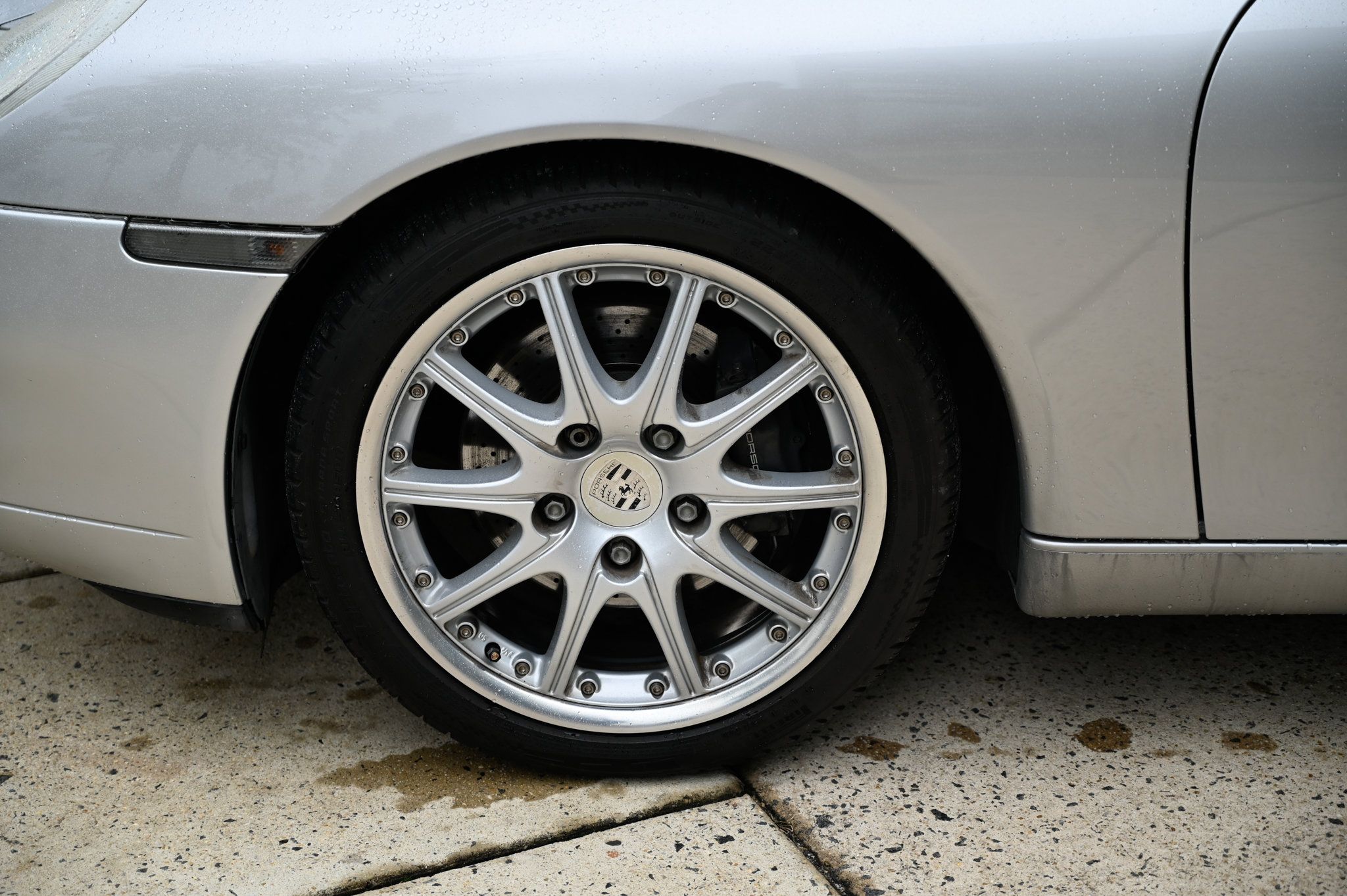 Used 2000 Porsche 911 Carrera RWD image 9