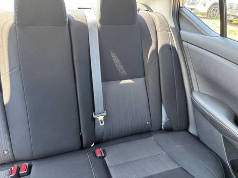 Used 2025 Nissan Sentra SV image 37