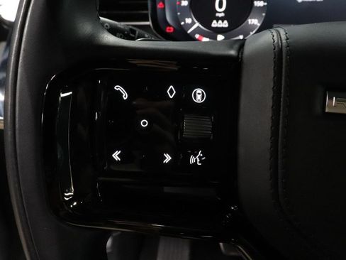 Used 2024 Land Rover Range Rover Sport Dynamic SE AWD/4WD image 11