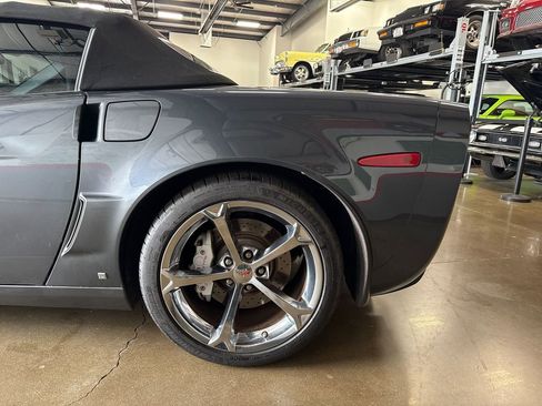 Used 2010 Chevrolet Corvette Grand Sport w/ Preferred Equipment Group image 50