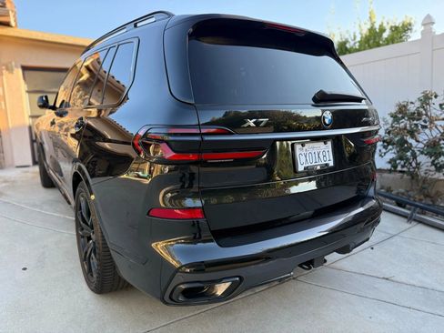 Used 2025 BMW X7 xDrive40i w/ Executive Package image 8