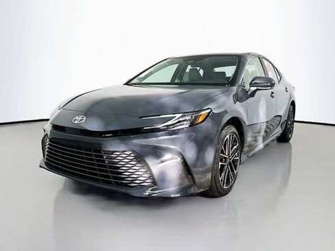 New 2026 Toyota Camry XLE image 7