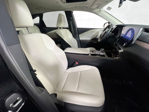 Used 2024 Lexus RX 350 Premium w/ Accessory Package (Z1) AWD/4WD image 28